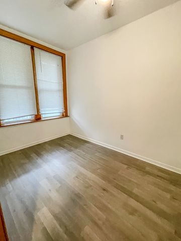 2152 W Division Street 2R, Chicago, IL 60622