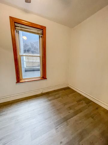 2152 W Division Street 2R, Chicago, IL 60622