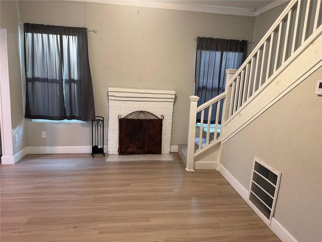 208 WEAVER AVENUE, Lake Wales, FL 33853