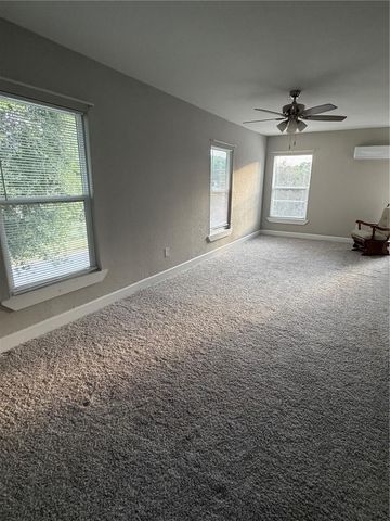 208 WEAVER AVENUE, Lake Wales, FL 33853