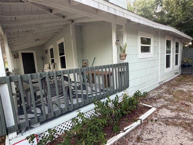 208 WEAVER AVENUE, Lake Wales, FL 33853