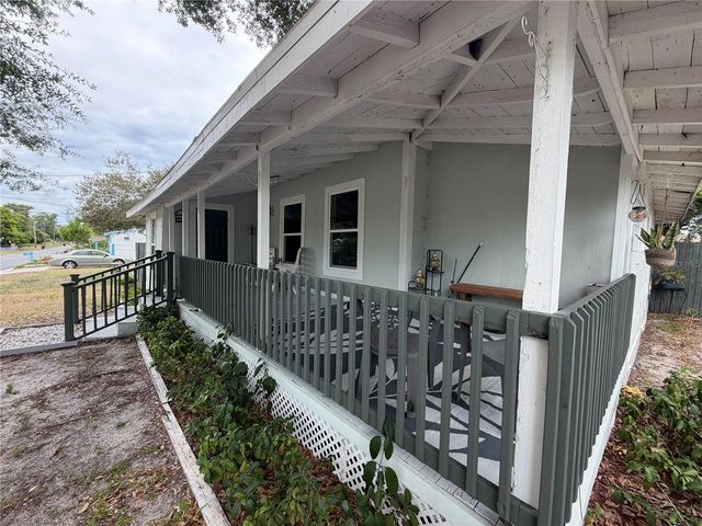 208 WEAVER AVENUE, Lake Wales, FL 33853
