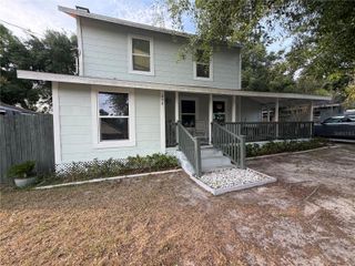 208 WEAVER AVENUE, Lake Wales, FL 33853