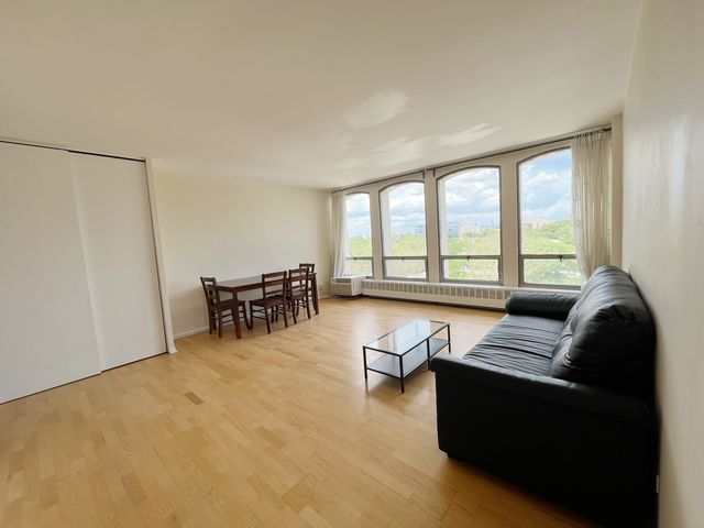 1401 E 55TH Street 815N, Chicago, IL 60615