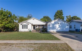 207 W Olive, East Prairie, MO 63845