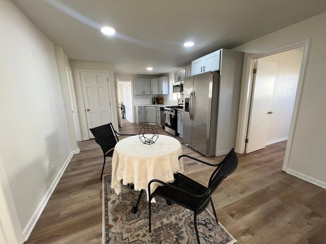 1099 Shonat Street, Muskegon Twp, MI 49442