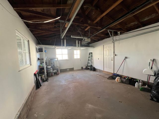 1099 Shonat Street, Muskegon Twp, MI 49442