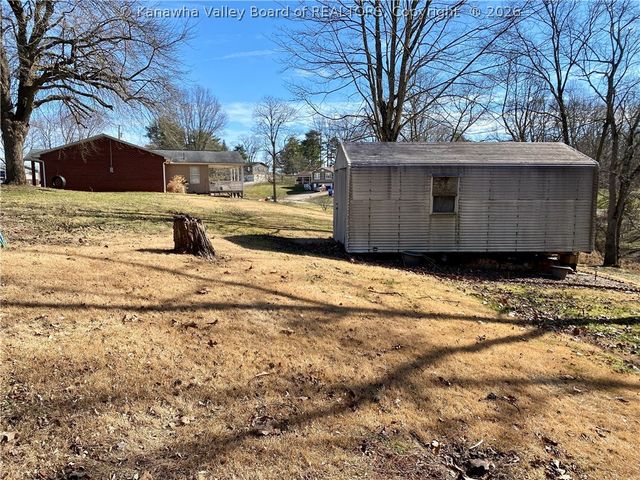 89 Stump Lane, Millwood, WV 25262