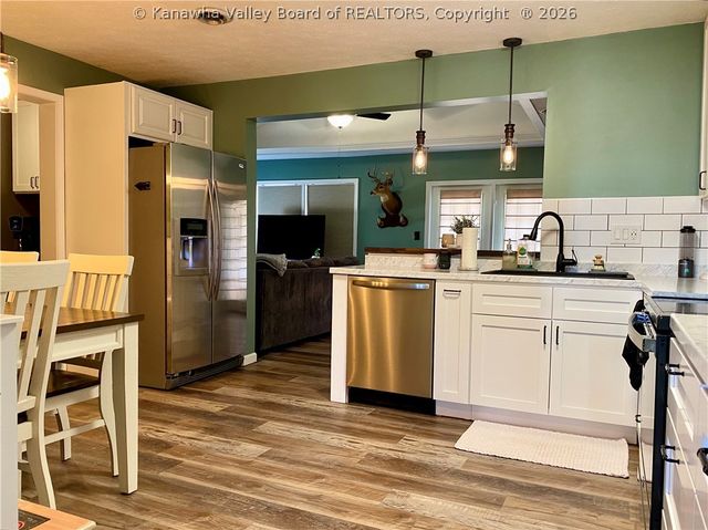 89 Stump Lane, Millwood, WV 25262