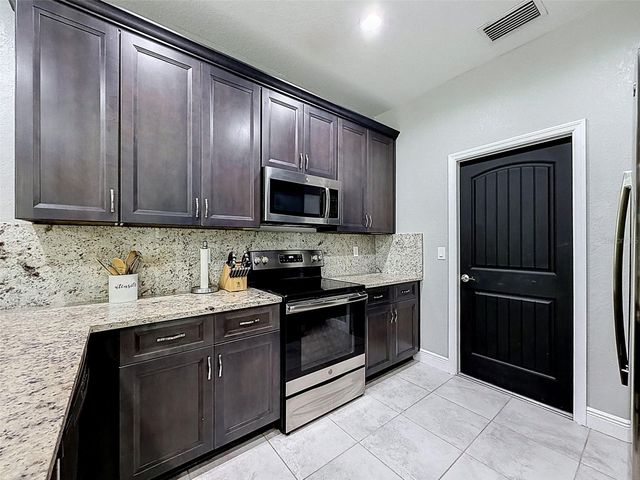 11370 MIRAGE AVENUE, Weeki Wachee, FL 34614