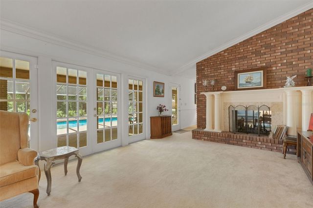 10604 FOREST RUN DRIVE, Bradenton, FL 34211
