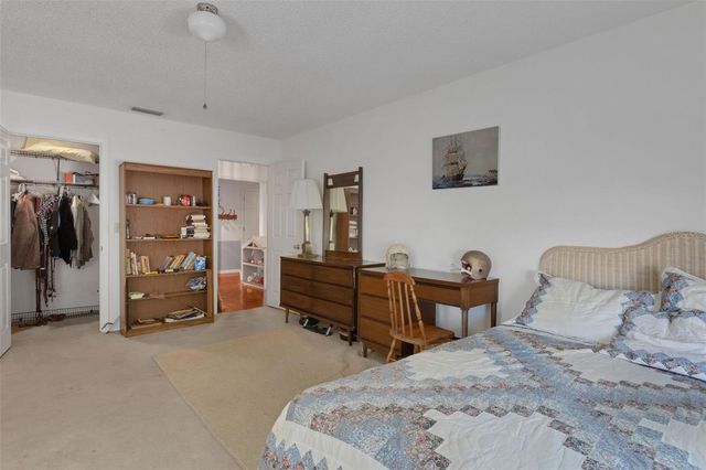 10604 FOREST RUN DRIVE, Bradenton, FL 34211