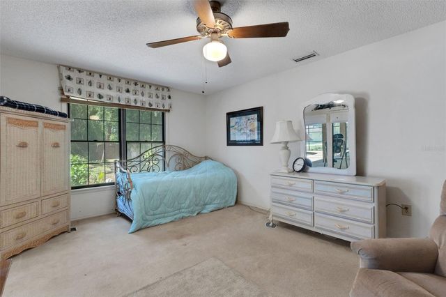 10604 FOREST RUN DRIVE, Bradenton, FL 34211