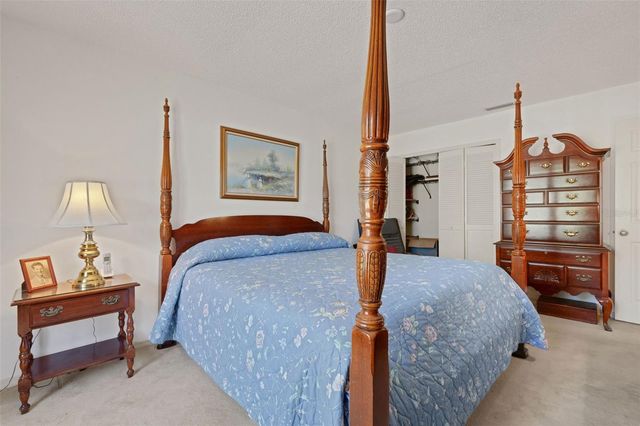 10604 FOREST RUN DRIVE, Bradenton, FL 34211