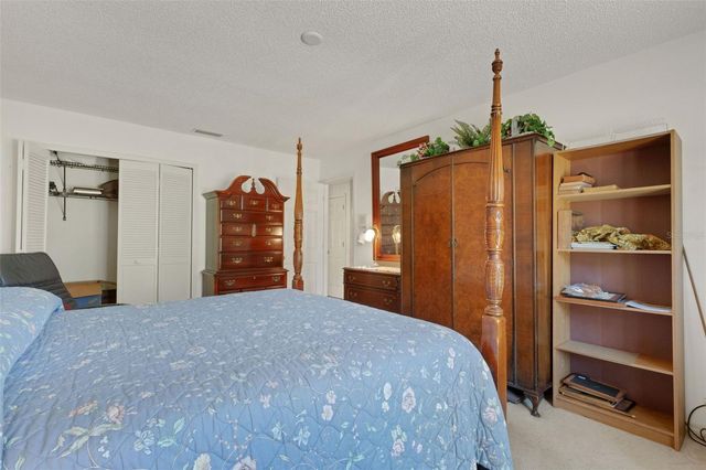 10604 FOREST RUN DRIVE, Bradenton, FL 34211