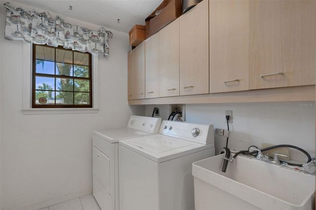 10604 FOREST RUN DRIVE, Bradenton, FL 34211