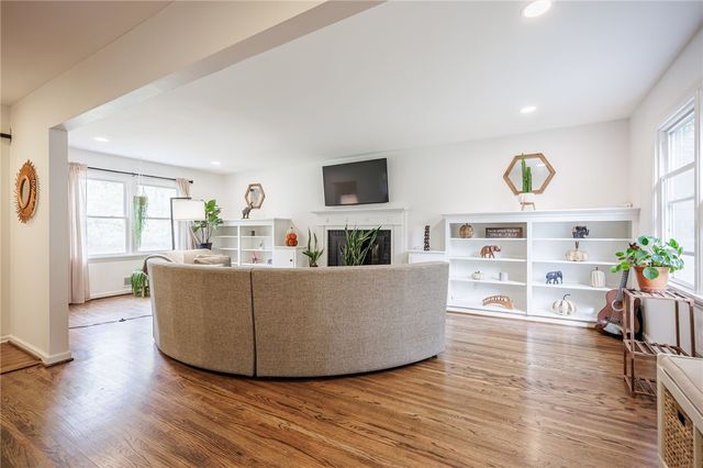 50 Deerfield Drive, Canandaigua City, NY 14424