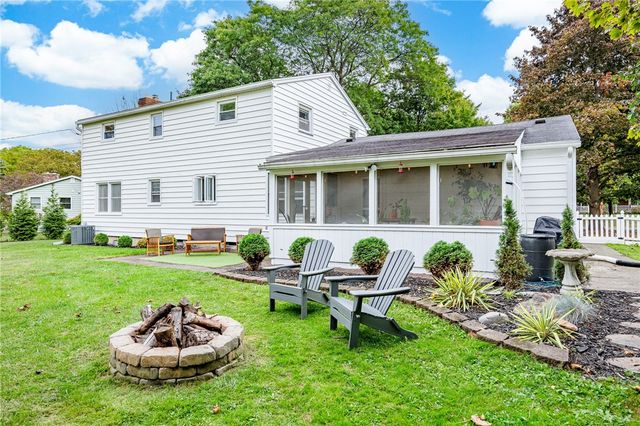 50 Deerfield Drive, Canandaigua City, NY 14424