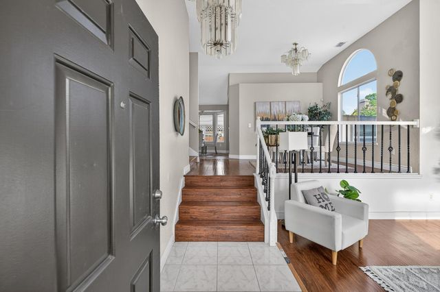 8240 Bedford Cove Way, Sacramento, CA 95828