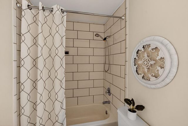 8240 Bedford Cove Way, Sacramento, CA 95828