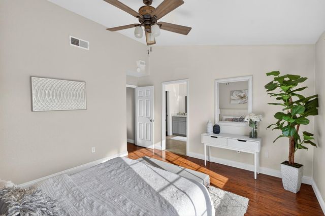 8240 Bedford Cove Way, Sacramento, CA 95828