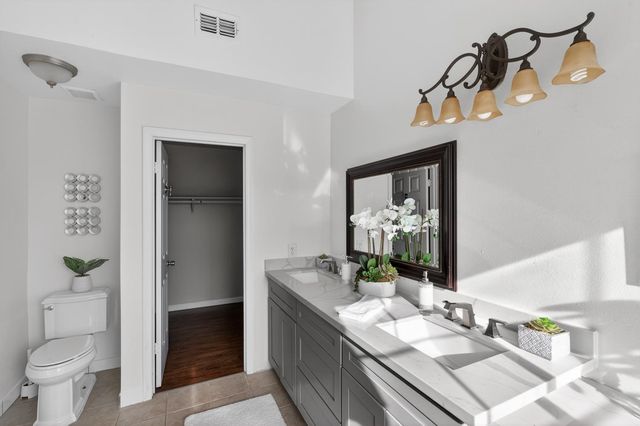 8240 Bedford Cove Way, Sacramento, CA 95828