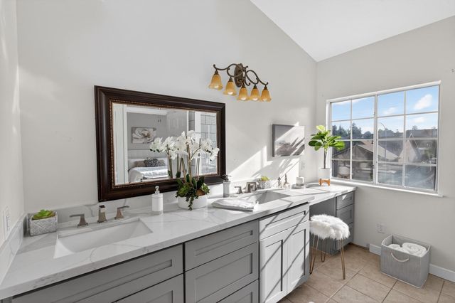 8240 Bedford Cove Way, Sacramento, CA 95828