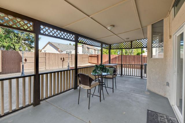 8240 Bedford Cove Way, Sacramento, CA 95828