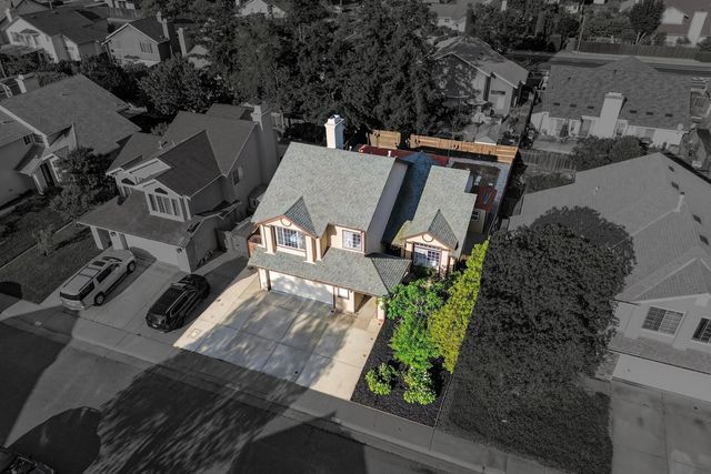 8240 Bedford Cove Way, Sacramento, CA 95828