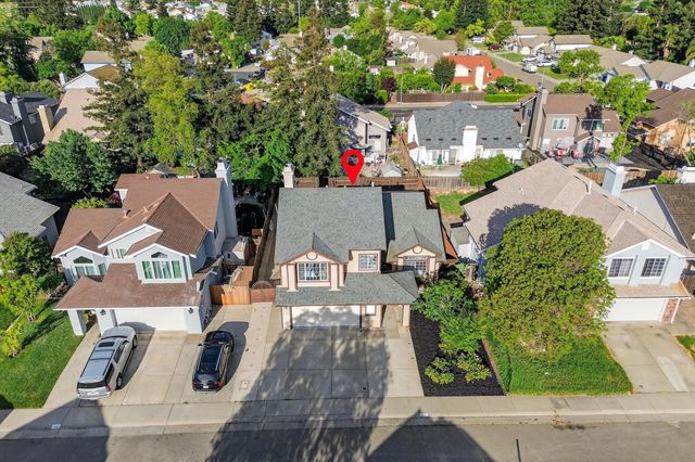 8240 Bedford Cove Way, Sacramento, CA 95828