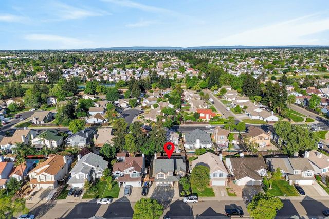 8240 Bedford Cove Way, Sacramento, CA 95828