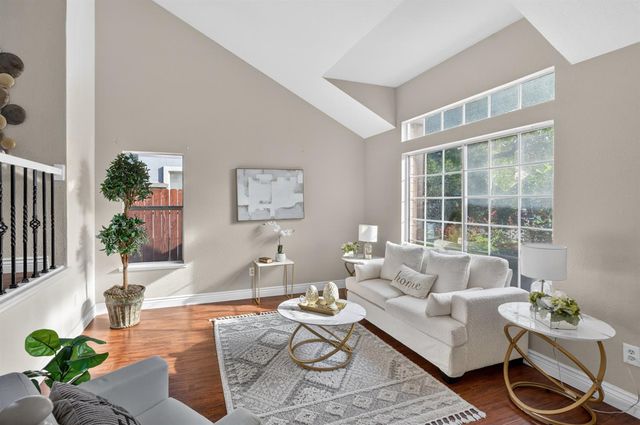 8240 Bedford Cove Way, Sacramento, CA 95828