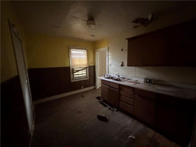 5224 Scarritt Avenue, Kansas City, MO 64123