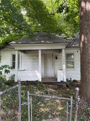 5224 Scarritt Avenue, Kansas City, MO 64123