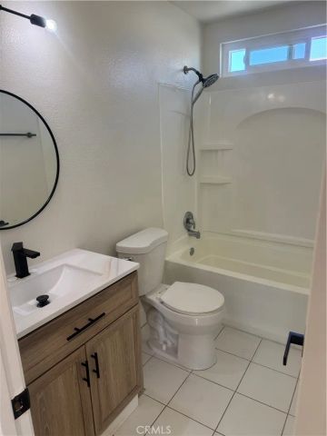 17422 Keelson 3, Huntington Beach, CA 92647