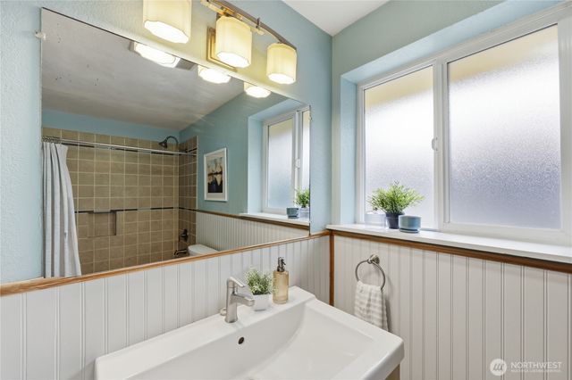 4340 Haines Street, Port Townsend, WA 98368