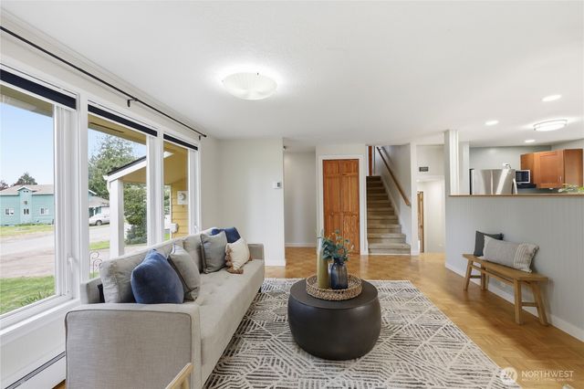 4340 Haines Street, Port Townsend, WA 98368
