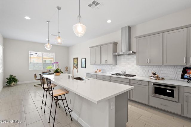 17389 W SURREY Drive, Surprise, AZ 85388