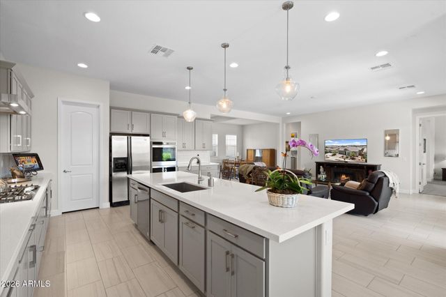 17389 W SURREY Drive, Surprise, AZ 85388