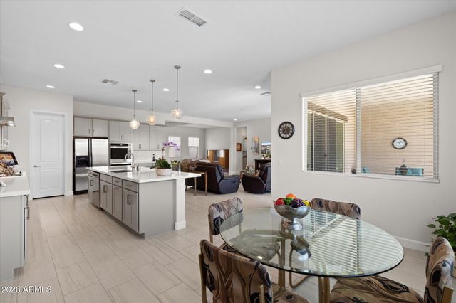 17389 W SURREY Drive, Surprise, AZ 85388