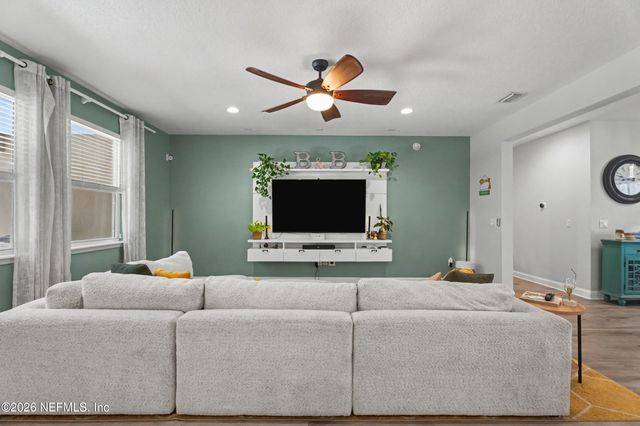 12647 JULINGTON OAKS Drive, Jacksonville, FL 32223