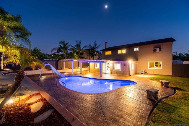 2246 Hillslake Dr, El Cajon, CA 92020