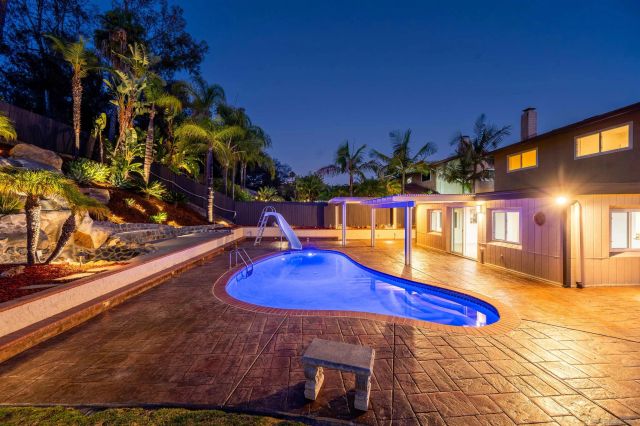 2246 Hillslake Dr, El Cajon, CA 92020