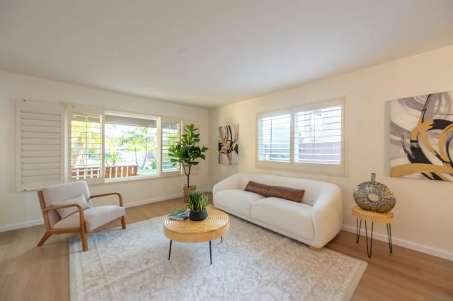 2246 Hillslake Dr, El Cajon, CA 92020
