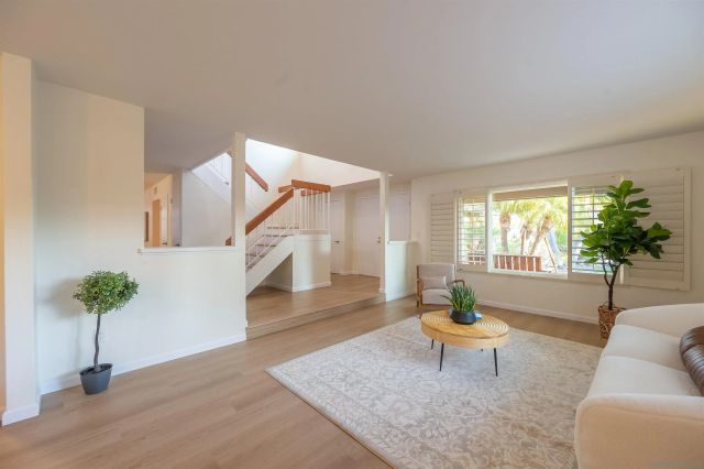 2246 Hillslake Dr, El Cajon, CA 92020