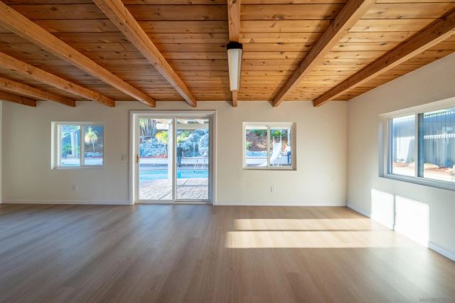 2246 Hillslake Dr, El Cajon, CA 92020
