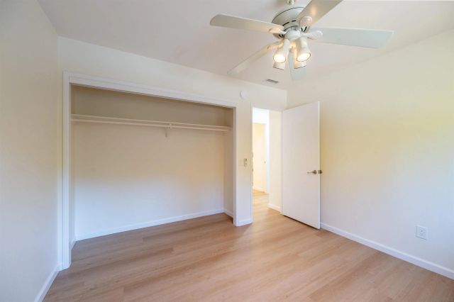2246 Hillslake Dr, El Cajon, CA 92020