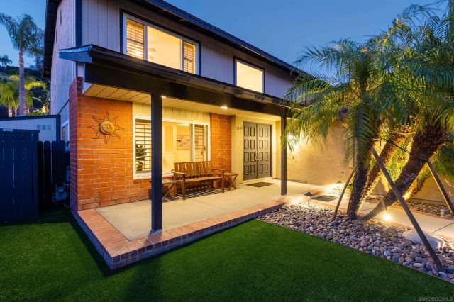 2246 Hillslake Dr, El Cajon, CA 92020