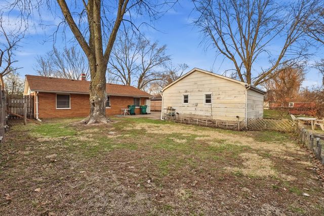 2212 W Capri Avenue, Joliet, IL 60436