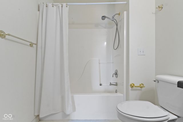 3412 Village Drive, Anderson, IN 46011